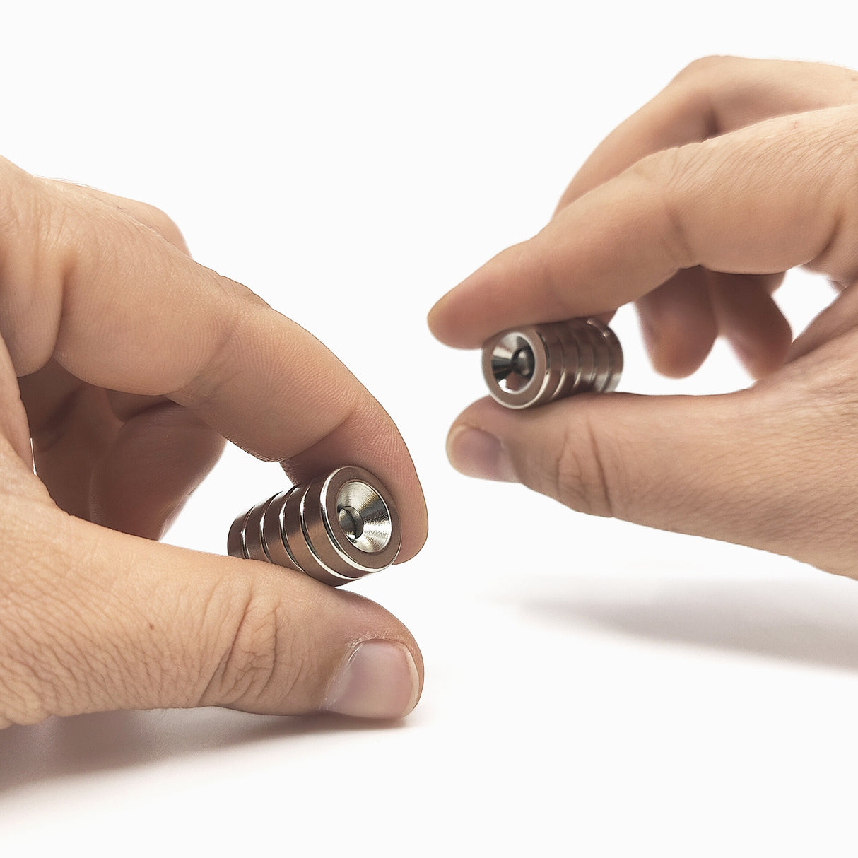 Countersunk supermagnet, 15x4 mm (N + S) 10-pakk