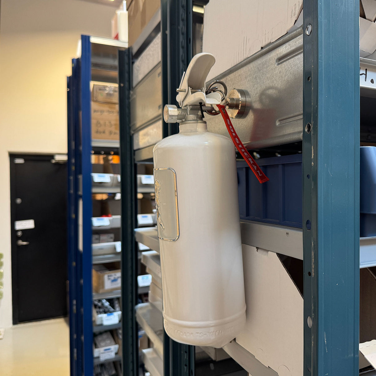 Potmagnet med krok, Ø50 mm