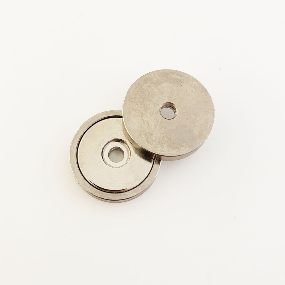 Magnet m. forsenkningshull, Ø32 mm - Neodymium