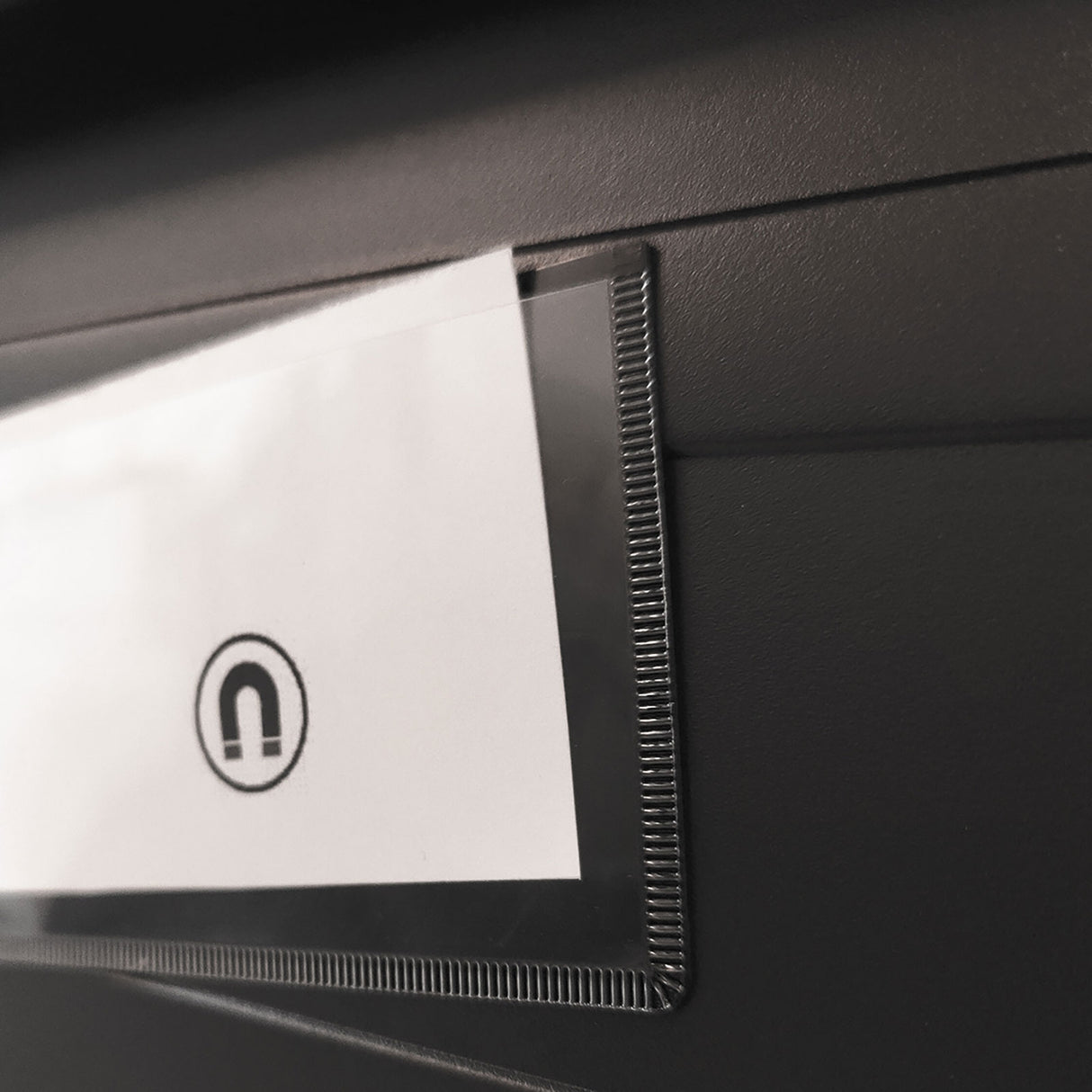 Magnetlomme 21x5 cm, Svart