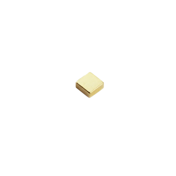 Gull magnet 5x5x2 mm av neodymiym med gull yta