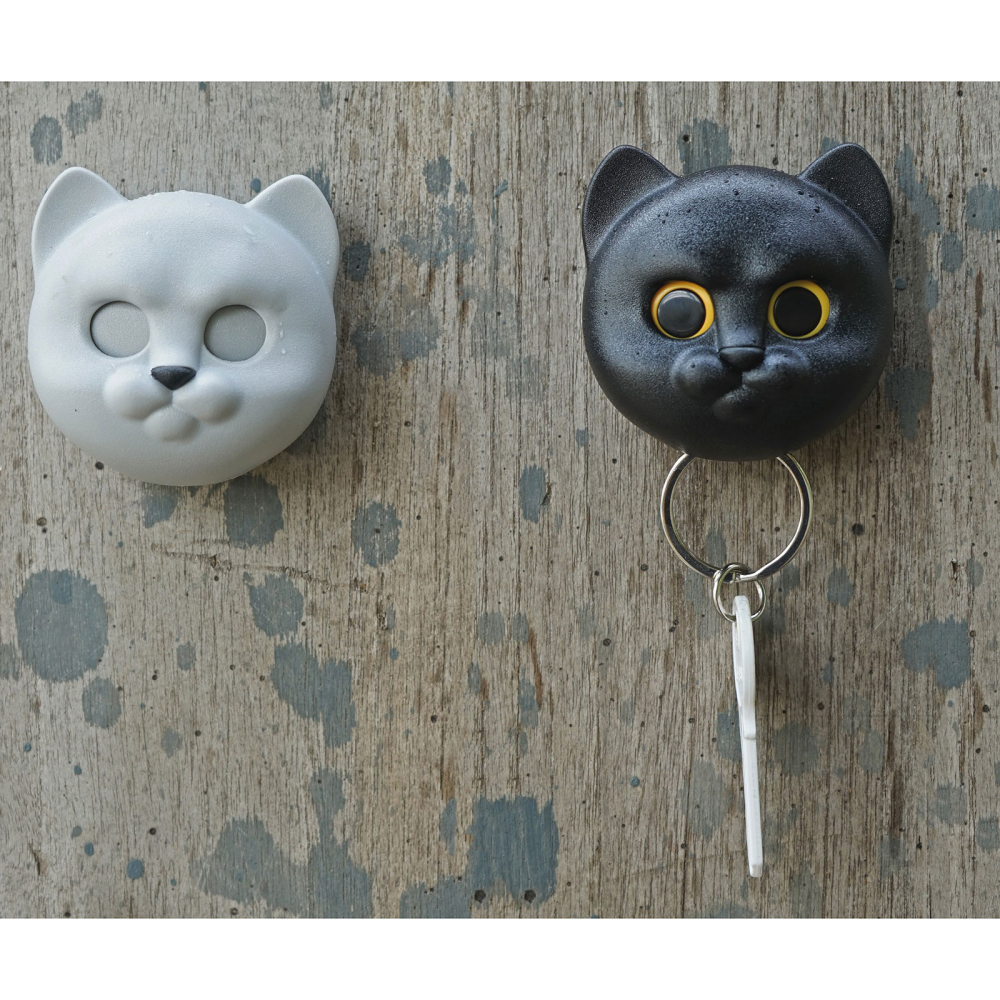 Hvit katt nøkkelholder - magnetisk