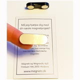 Magnetisk navneskilt m/plast 3,3 cm
