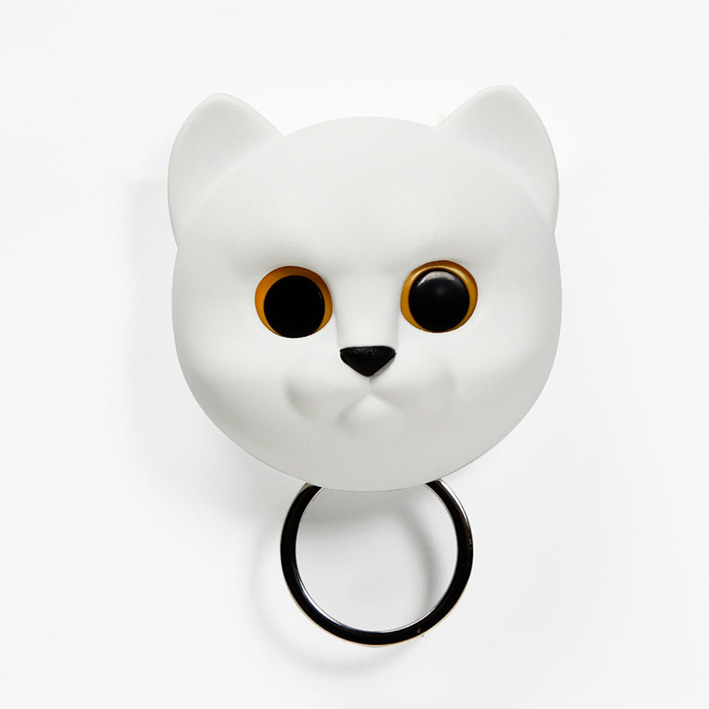 Hvit katt nøkkelholder - magnetisk