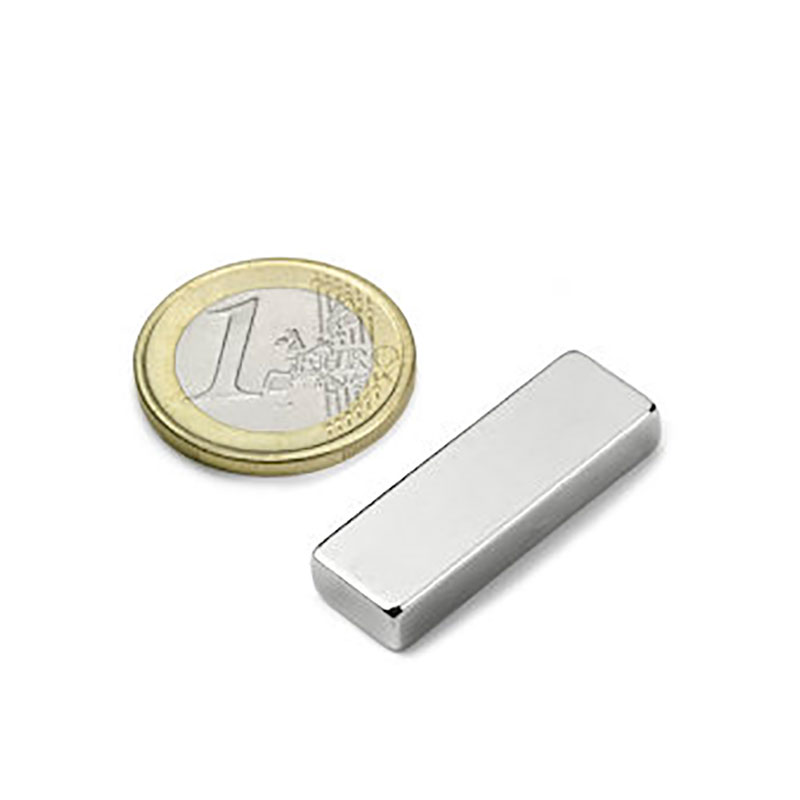 Supermagnet blokk 30x10x5 mm. (neodymium)
